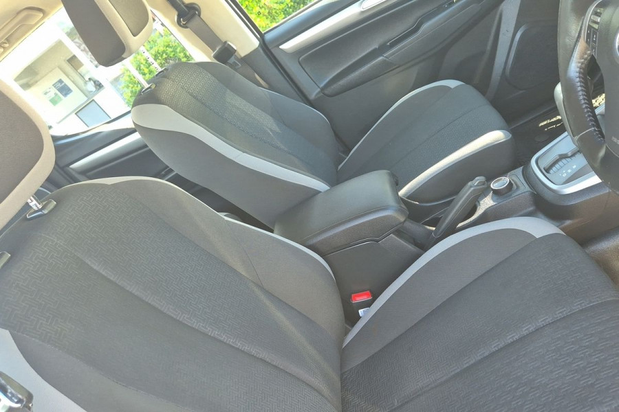 2019 Holden Colorado RG LS Crew Cab Chassis Image 10