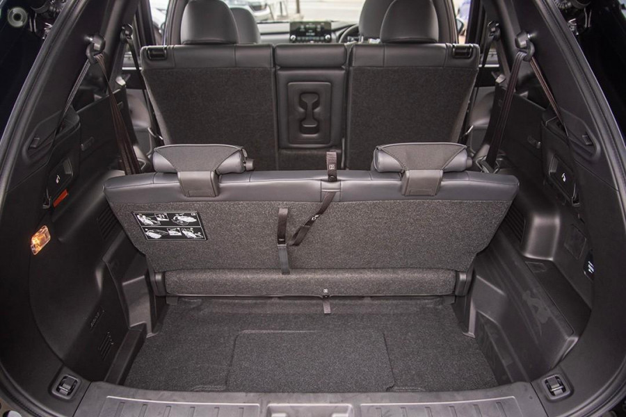 2024 Mitsubishi Outlander ZM PHEV GSR SUV Image 14