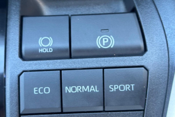 2021 Toyota RAV4 MXAA52R Cruiser SUV Image 30