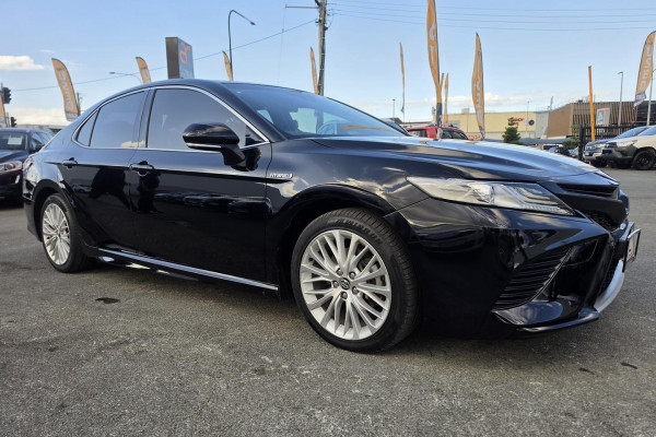 2019 Toyota Camry AXVH71R SL Sedan Image 5