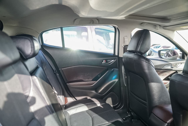 2017 Mazda 3 BN Series SP25 Astina Hatchback Image 11