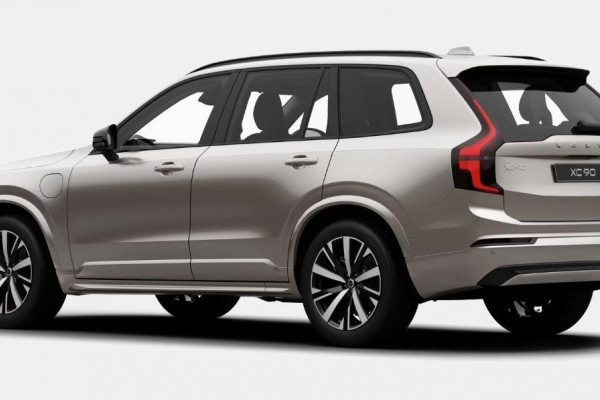 2026 Volvo XC90 L Series Plus T8 Plug-in Hybrid Dark SUV Image 7