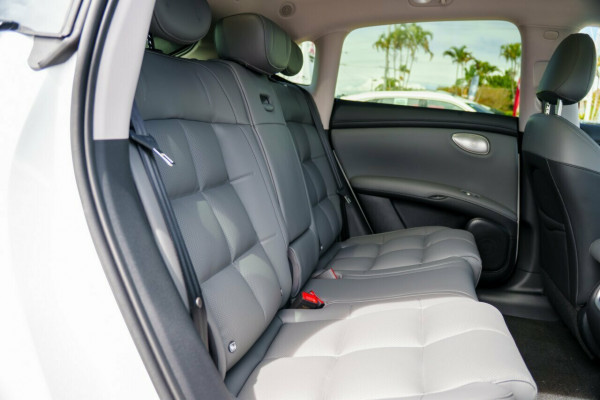 2025 MG IM6 S12L Premium SUV Image 10