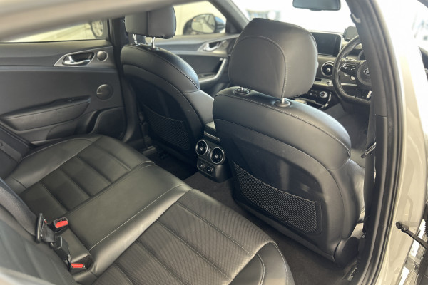 2017 MY18 Kia Stinger CK GT Coupe Image 21