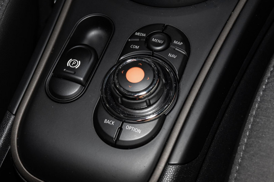 2018 MINI Countryman F60 Cooper SUV