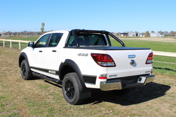 2019 Mazda BT-50 UR 4x4 3.2L Dual Cab Pickup Boss Cab chassis Image 3