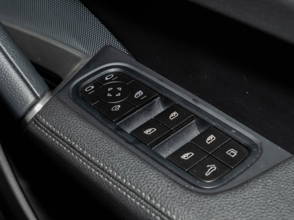 2025 Porsche Cayenne E-Hybrid SUV image 20