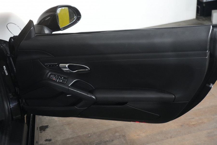 2014 Porsche Cayman Coupe Image 22