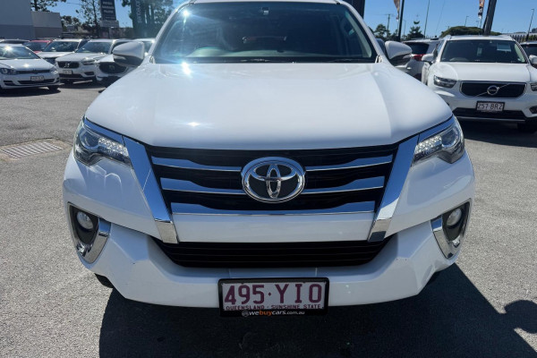 2016 Toyota Fortuner GUN156R Crusade SUV Image 2