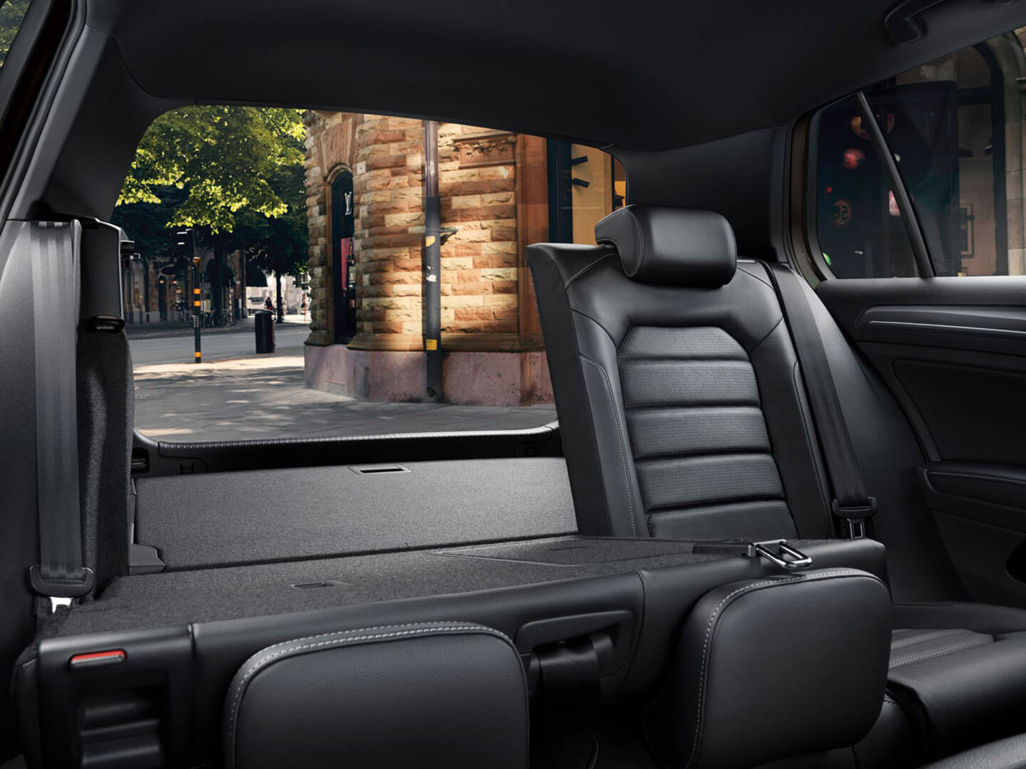 Room for hobbies or holidays Storage Image