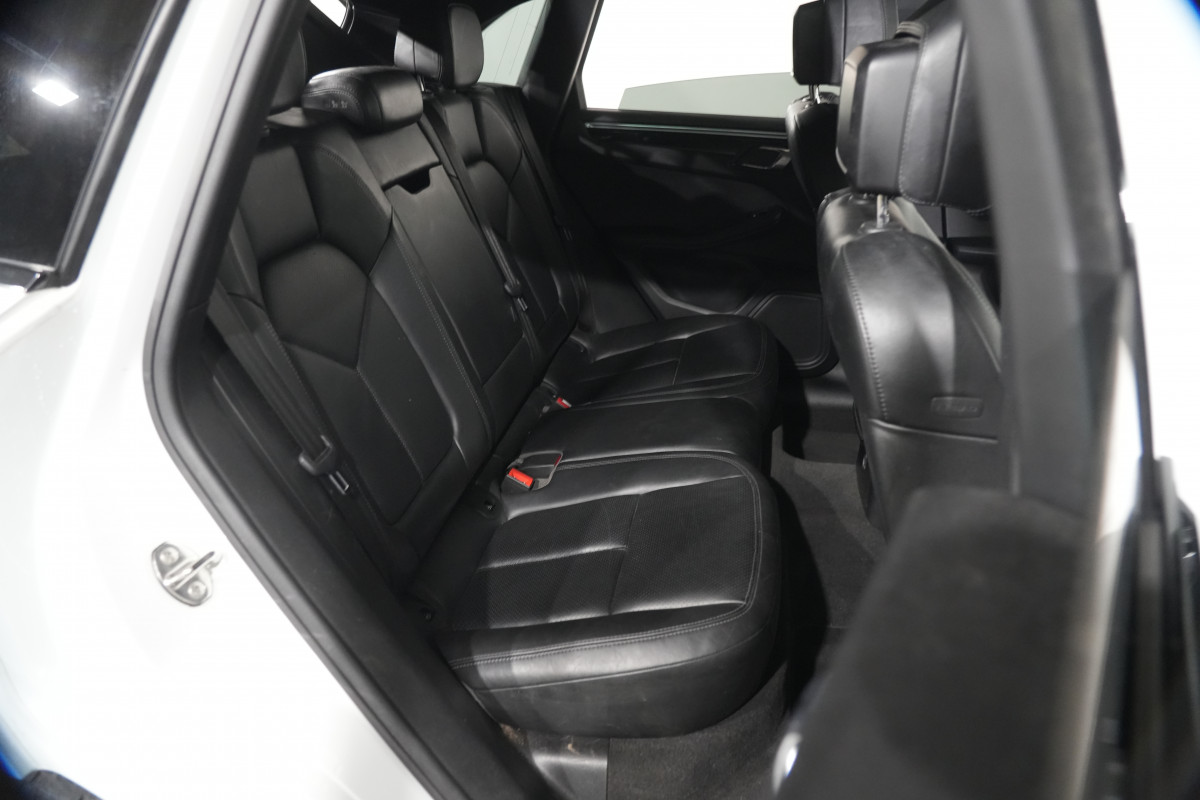 2018 Porsche Macan S Diesel SUV