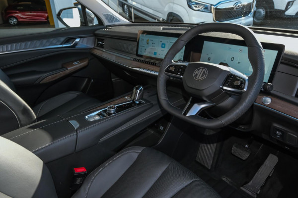 2025 MG QS IS31 Essence SUV Image 7