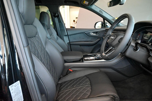 2026 Audi SQ7 4M TFSI SUV image 8