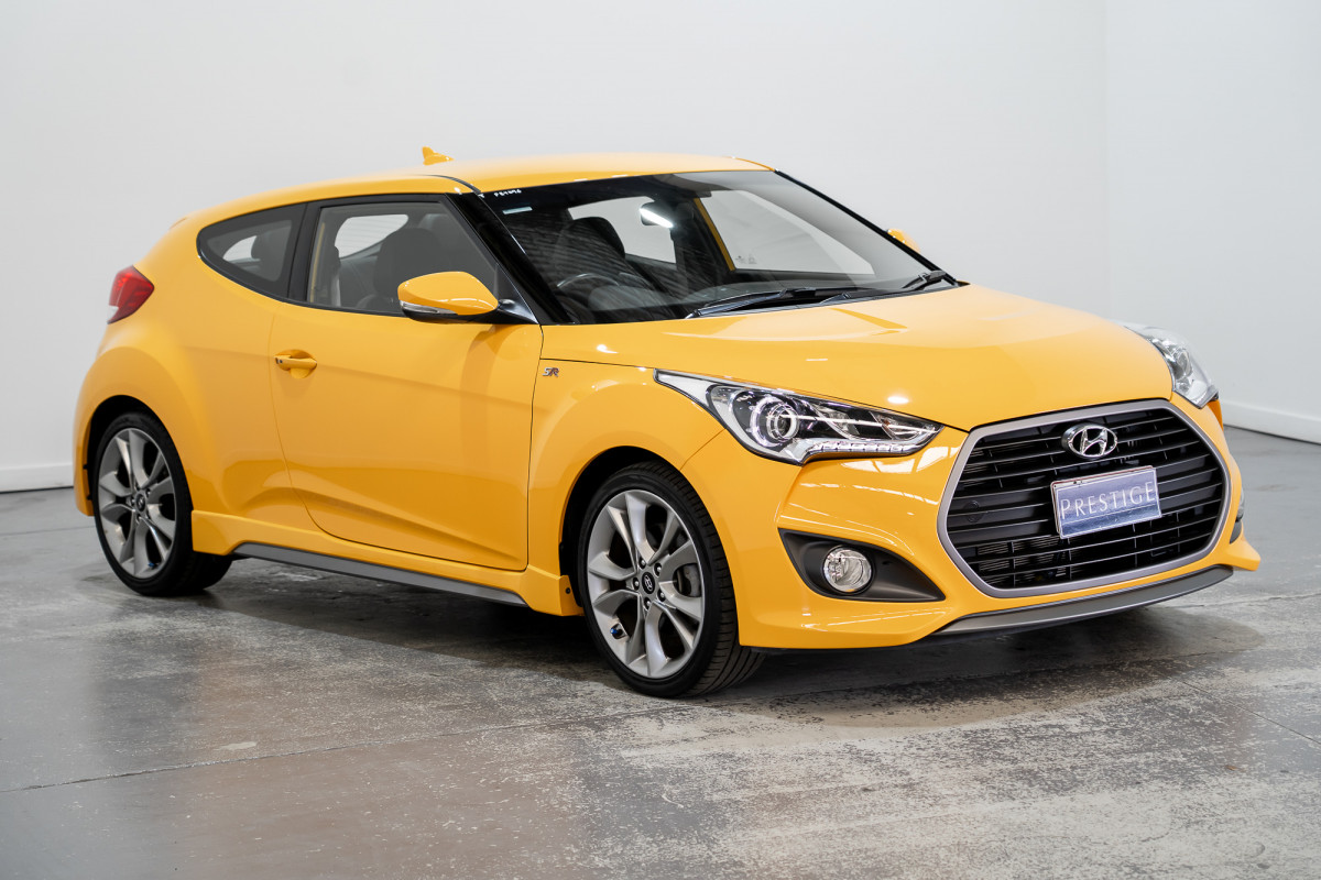 2015 Hyundai Veloster Sr Turbo Coupe Image 6