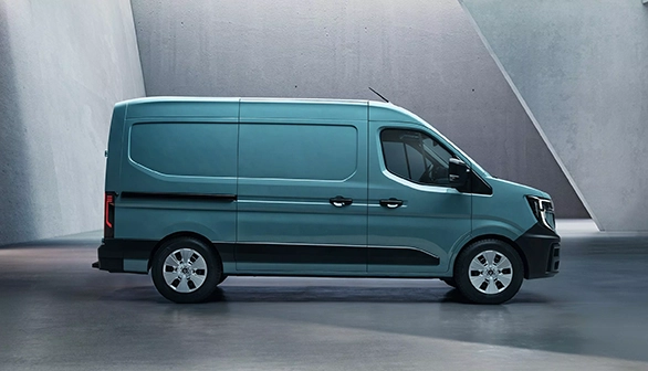 New Master Van Gallery Image 3