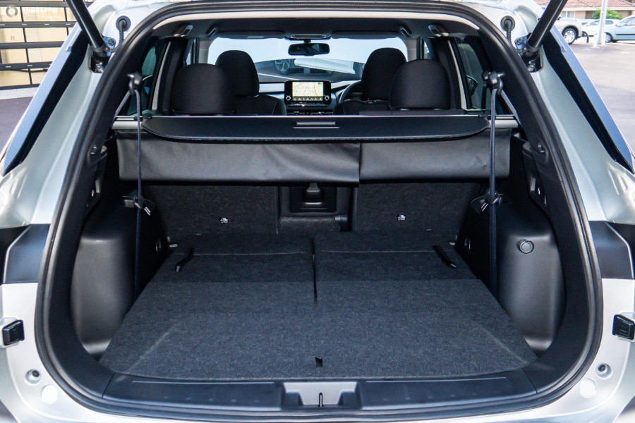 2024 Mitsubishi Outlander ZM LS SUV Image 11