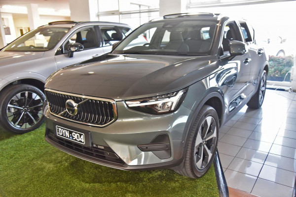 2026 Volvo XC40 XZ Plus B4 SUV Image 1