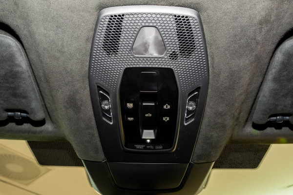 2025 Porsche Macan SUV