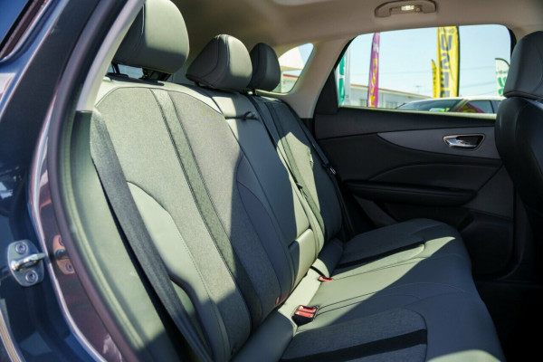 2025 MG MGS5 EV ZS3EM Essence 49 SUV Image 10