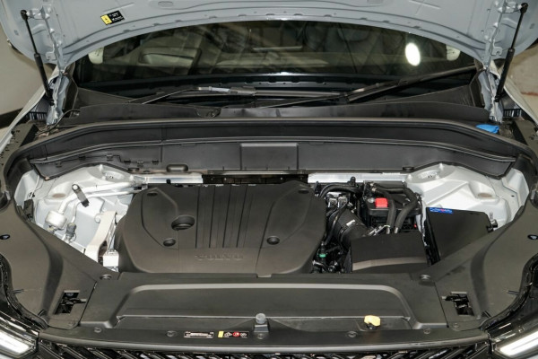 2026 Volvo XC90 L Series Ultra B5 Dark SUV Image 20
