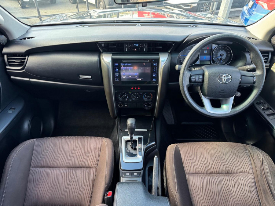 2018 Toyota Fortuner GUN156R GX SUV Image 13