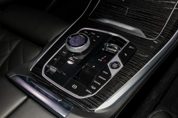 2026 BMW X5 G05 LCI xDrive40i M Sport SUV image 21
