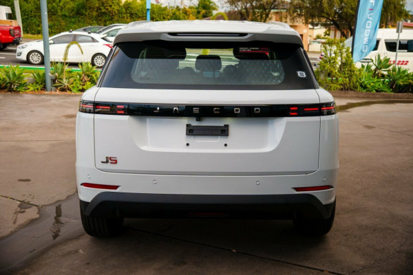 2026 Jaecoo J5 No Series Summit SUV Image 3