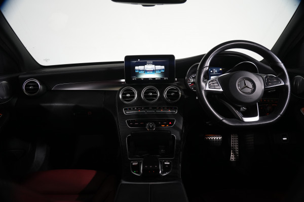 2016 Mercedes-Benz C-Class C250 SUV Image 13