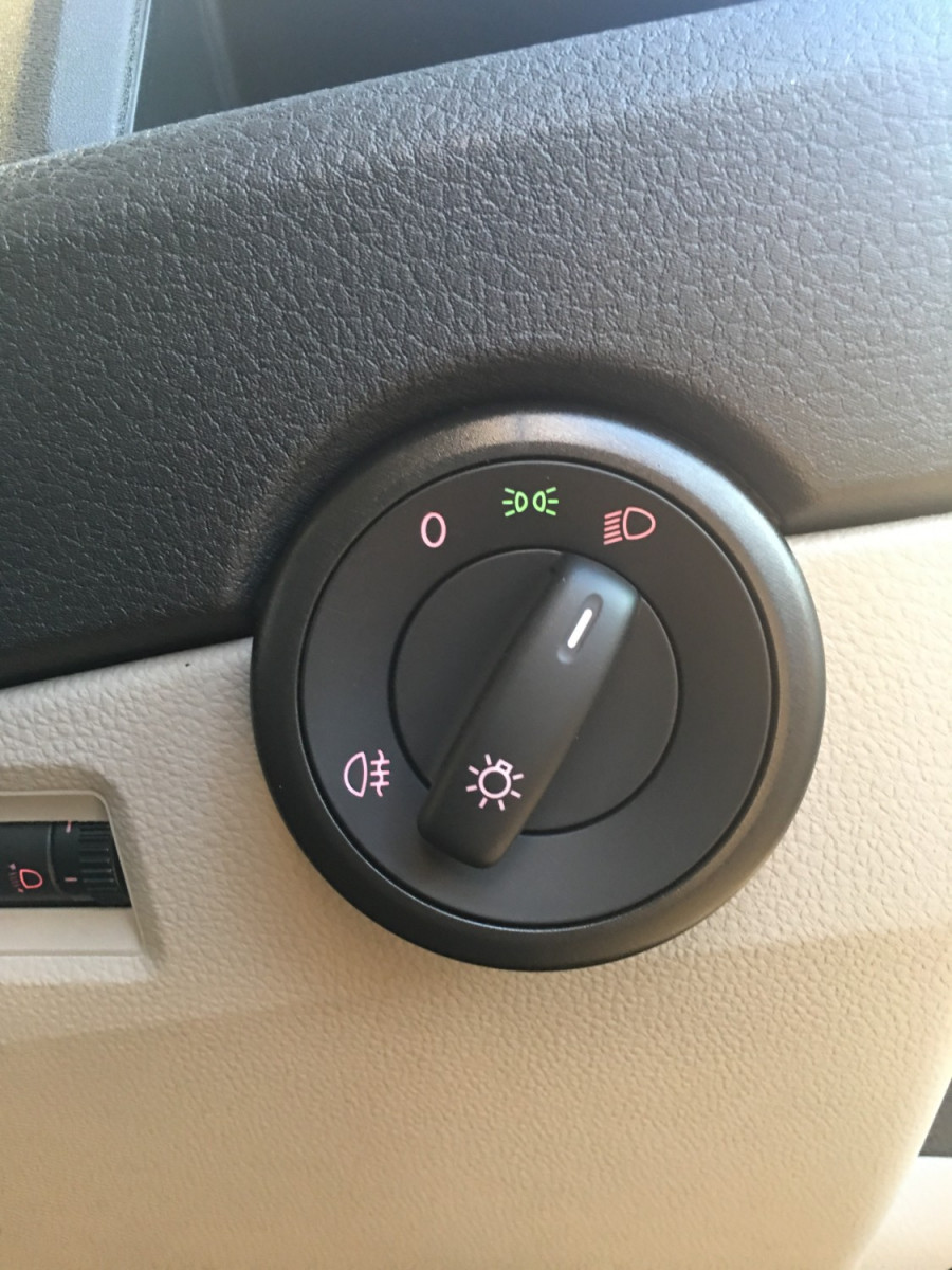 2019 Volkswagen Transporter T6 SWB Van Normal Roof Van Image 14