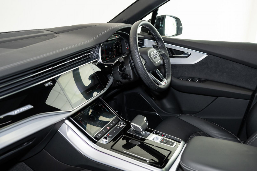 2025 Audi Q7 4M 50 TDI S line SUV