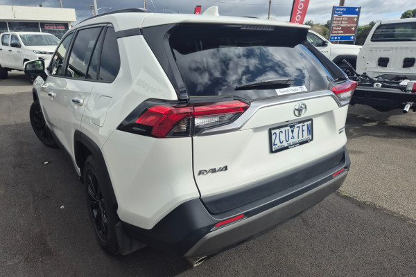 2025 Toyota RAV4 AXAH54R Cruiser SUV Image 10