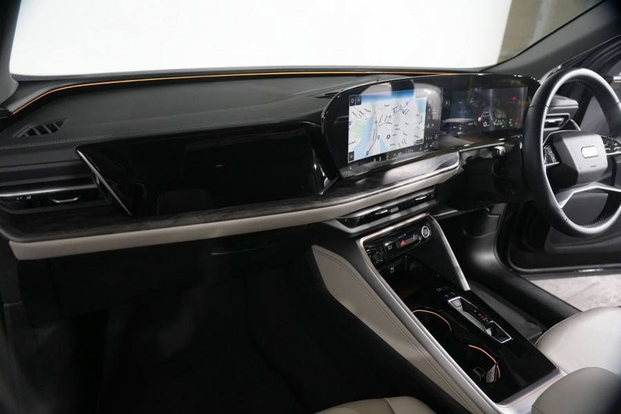 2025 Audi Q5 FY 55 TFSI e S Line SUV Image 13