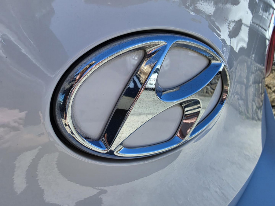 2015 MY16 Hyundai i30 GD3 Series II Active X Hatch Image 13