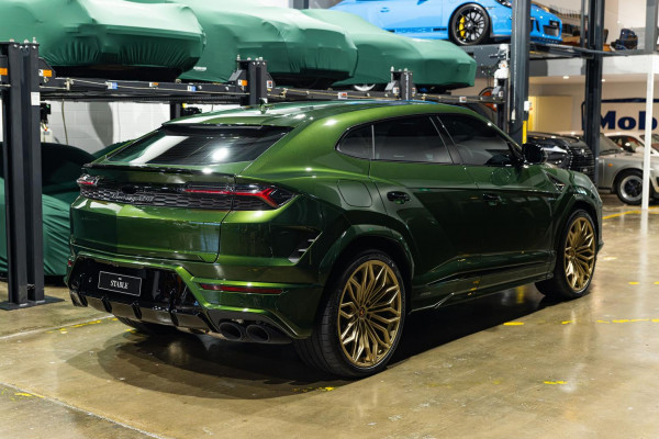 2025 Lamborghini Urus 636 SE SUV Image 5