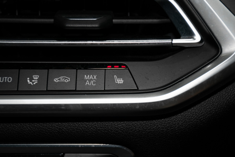 2019 BMW X7 Xdrive30d SUV Image 23