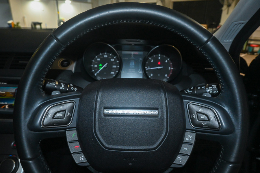 2016 MY16.5 Land Rover Range Rover Evoque L538 TD4 150 SE Wagon Image 12