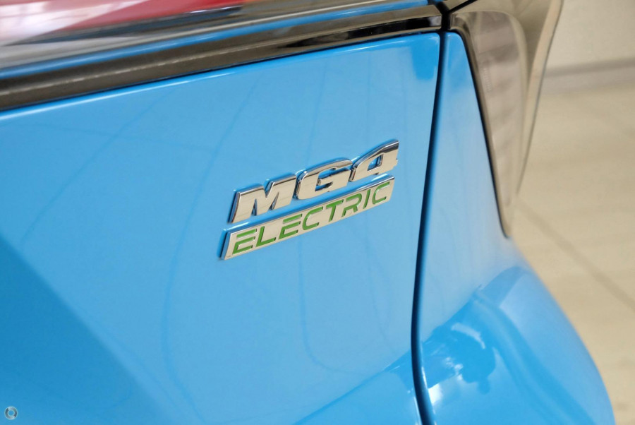 2024 MG MG4 MEH32 Essence 64 Hatch Image 11