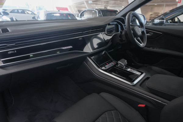 2026 MY25 Audi SQ8 F1 TFSI SUV image 6