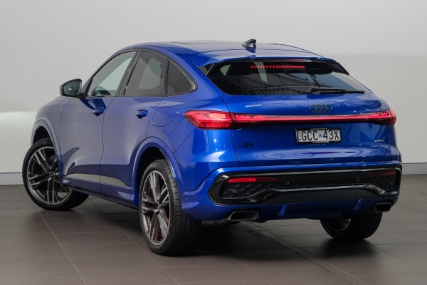 2026 Audi Q5 e-hybrid 270kW SUV image 2