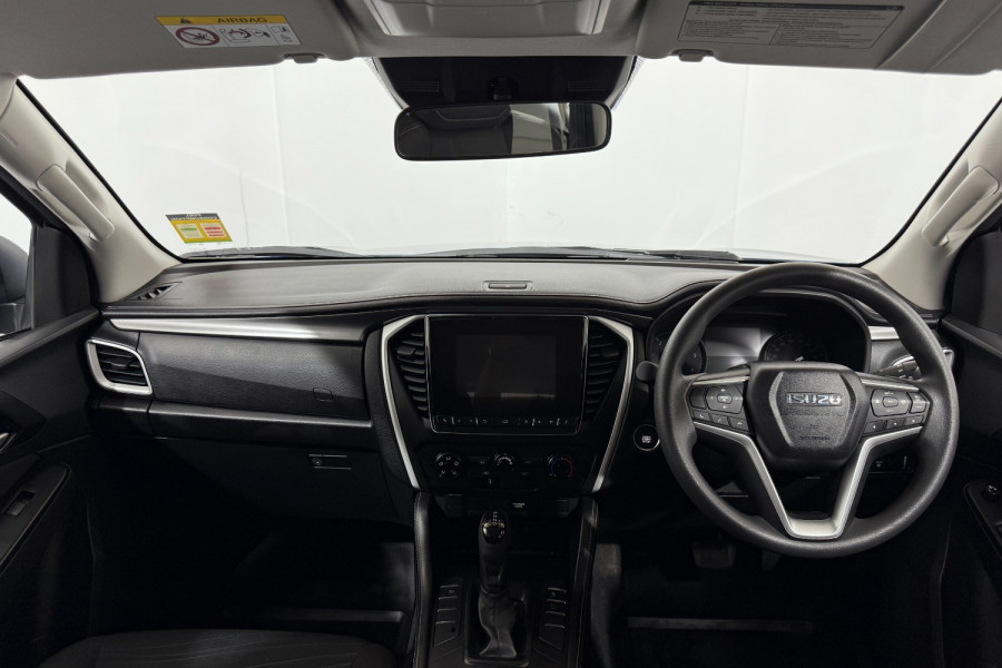2023 Isuzu MU-X RJ LS-M SUV Image 16