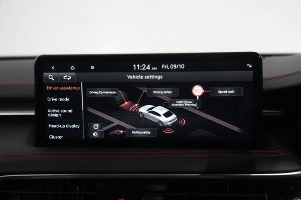 2025 Genesis G70 3.3t Sport Lux Sedan Image 26