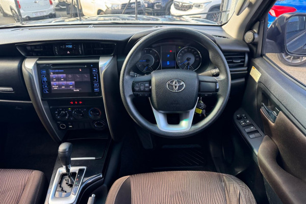 2018 Toyota Fortuner GUN156R GX SUV Image 14