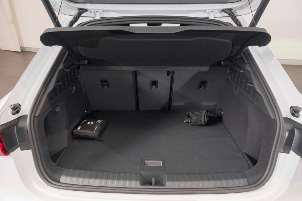2026 Audi A3 GY TFSI 110kW S line Hatch image 18