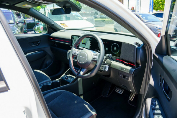 2025 Hyundai KONA SX2.V2 Premium N Line SUV Image 17