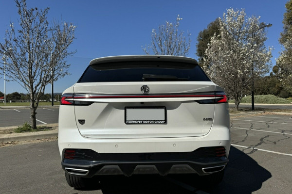 2024 MY25 MG HS AS33 Essence SUV Image 5