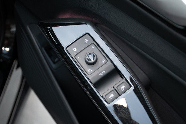 2025 MY25.5 Volkswagen ID. 4 E2 GTX SUV image 20