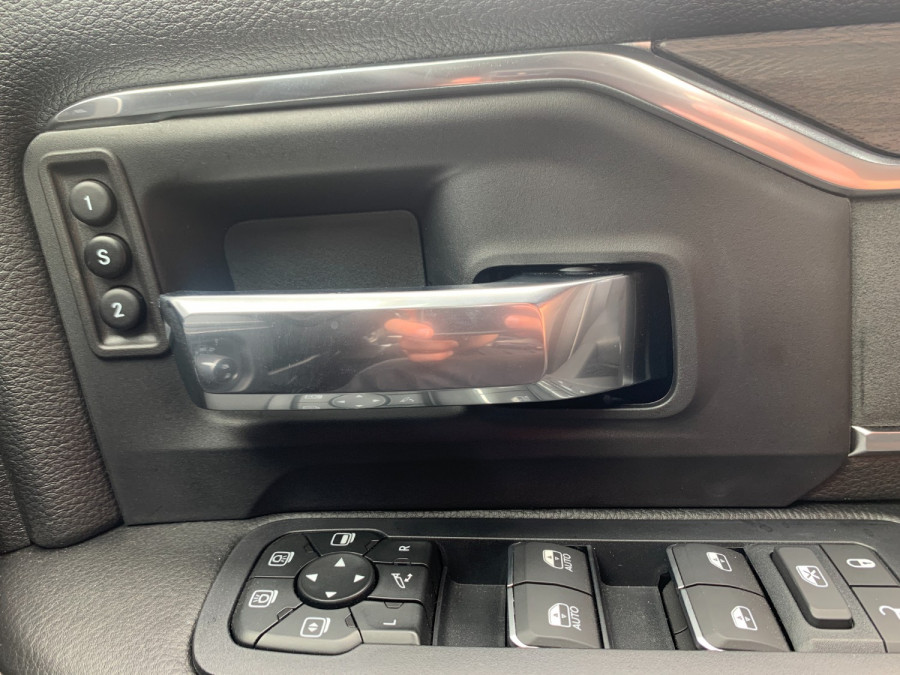 2025 Ram 2500 DJ Laramie Dual Cab Image 22