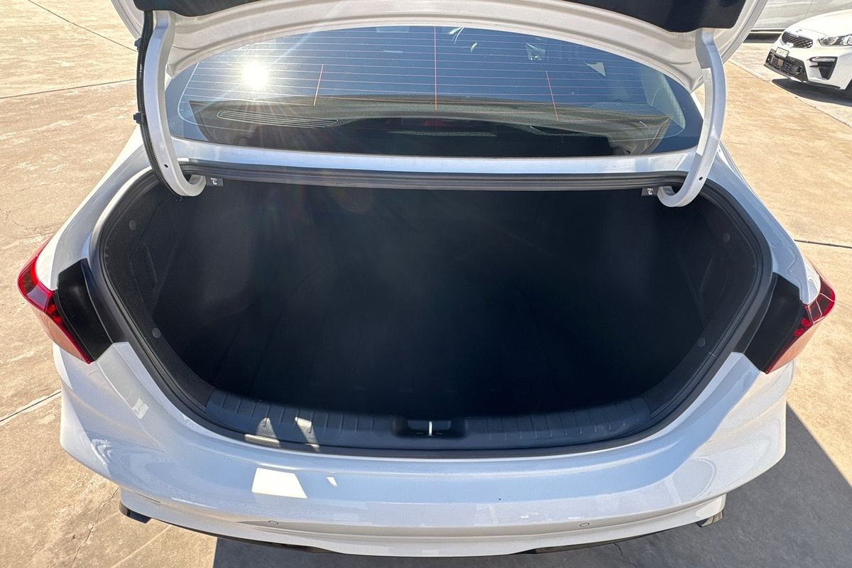2024 Kia Cerato BD S with Safety Pack Hatch Image 19