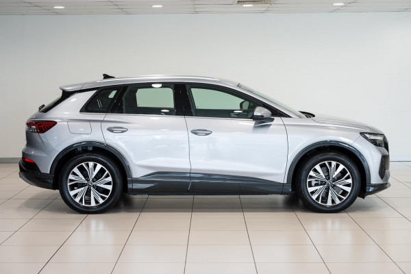 2024 MY25 Audi Q4 e-tron F4 45 SUV image 3