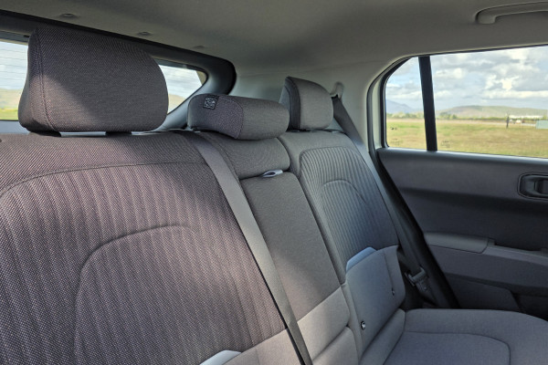 2026 Kia EV3 SV Air Long Range SUV Image 12